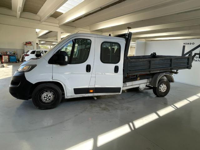 PEUGEOT Boxer usata, con Autoradio