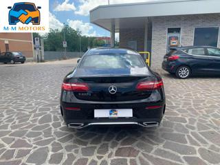 MERCEDES-BENZ E 220 usata, con Chiusura centralizzata