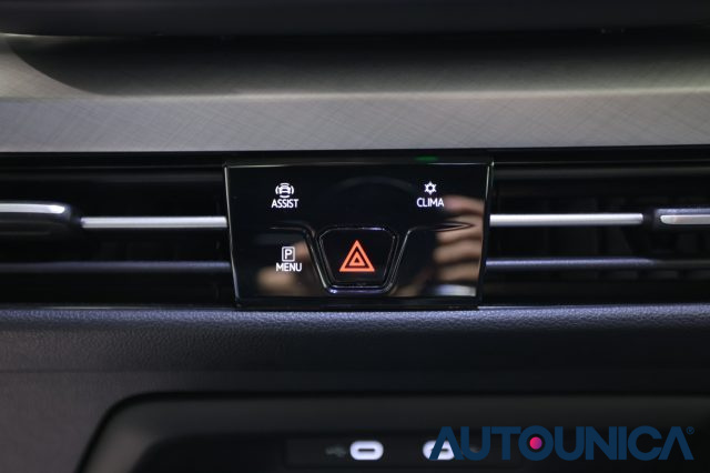 VOLKSWAGEN Golf usata, con Bluetooth