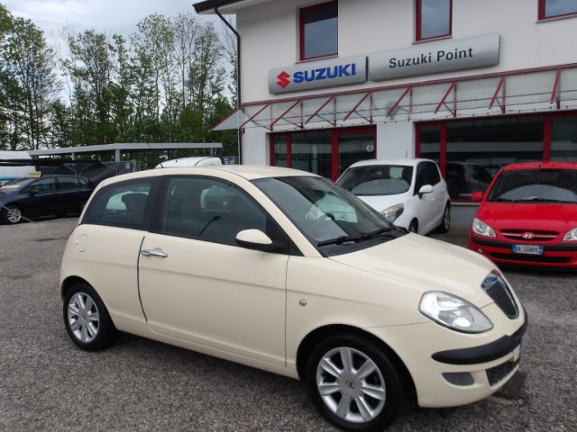 LANCIA Ypsilon usata, con ABS
