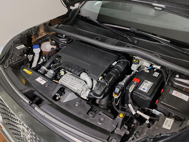 PEUGEOT 2008 usata, con Autoradio digitale