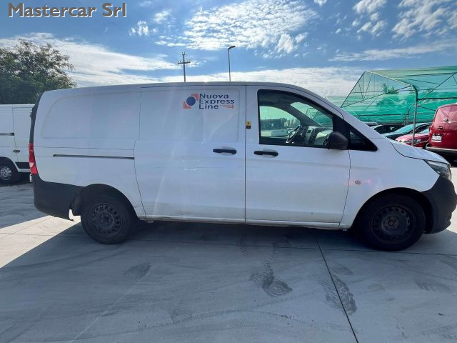 MERCEDES-BENZ Vito usata, con Specchietti laterali elettrici