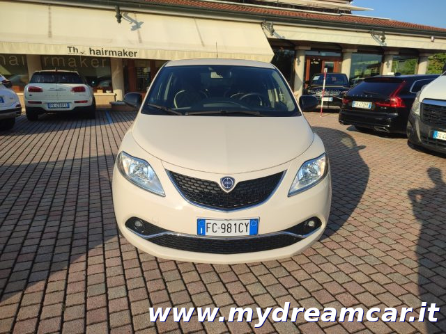 LANCIA Ypsilon usata 33