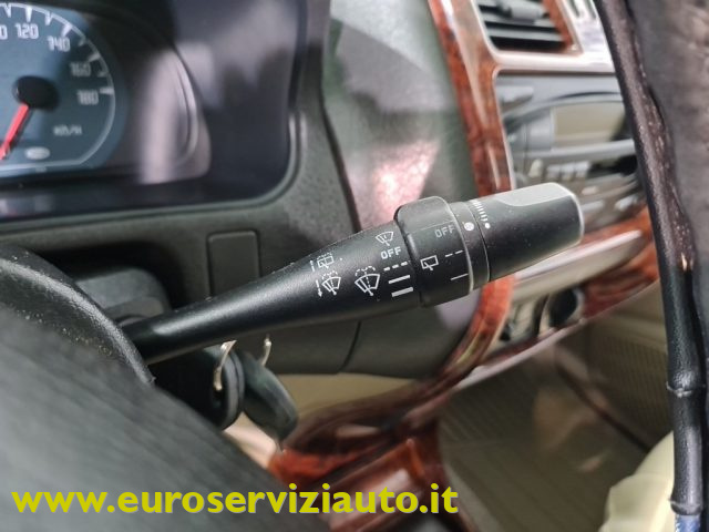 NISSAN Terrano II usata 19