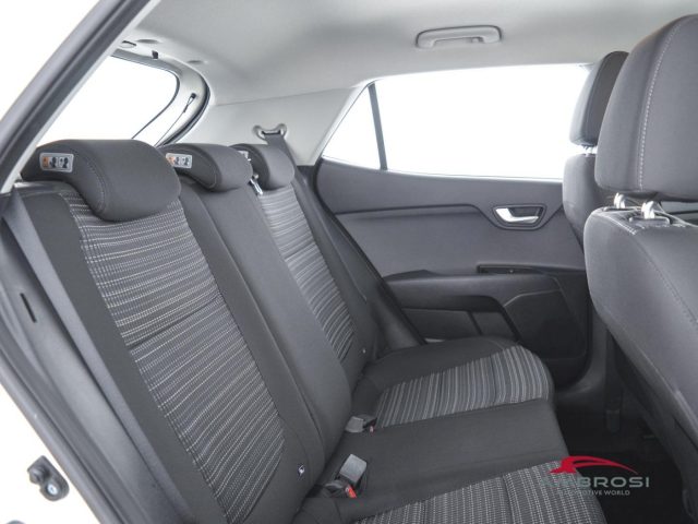 KIA Stonic usata 10