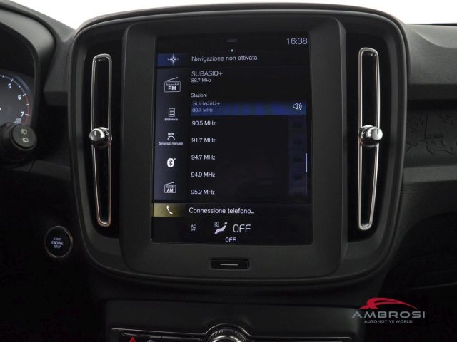VOLVO XC40 usata 13