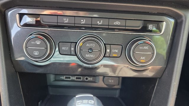 VOLKSWAGEN Tiguan usata, con Volante multifunzione