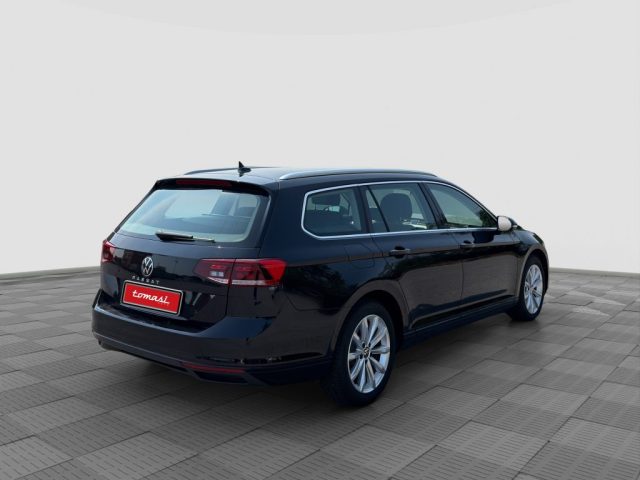 VOLKSWAGEN Passat usata 4