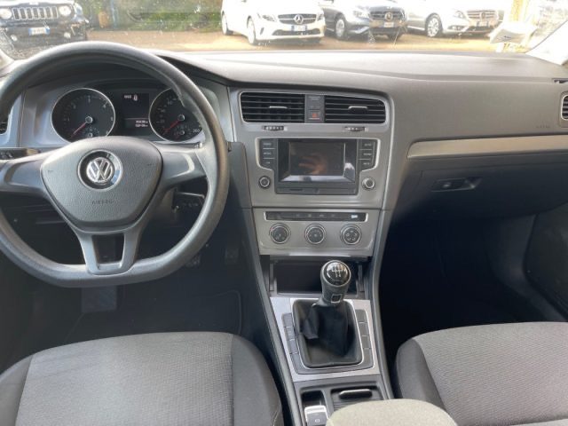 VOLKSWAGEN Golf usata, con Controllo trazione