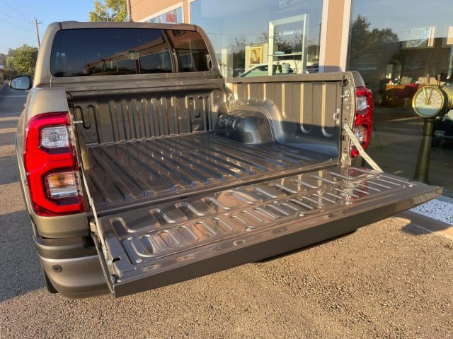 TOYOTA Hilux usata, con Cruise Control