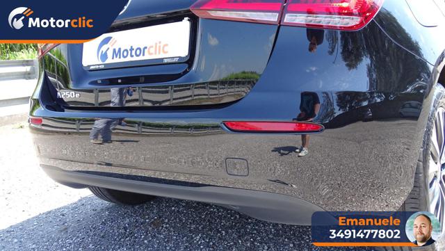 MERCEDES-BENZ A 250 usata, con Autoradio digitale