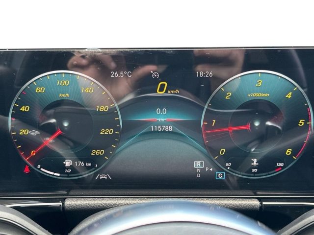 MERCEDES-BENZ GLA 200 usata, con Cruise Control