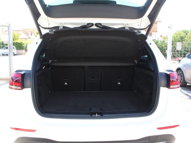 MERCEDES-BENZ B 180 usata, con Specchietti laterali elettrici