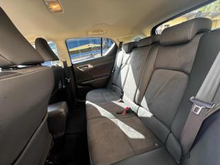 LEXUS CT 200h usata, con ESP