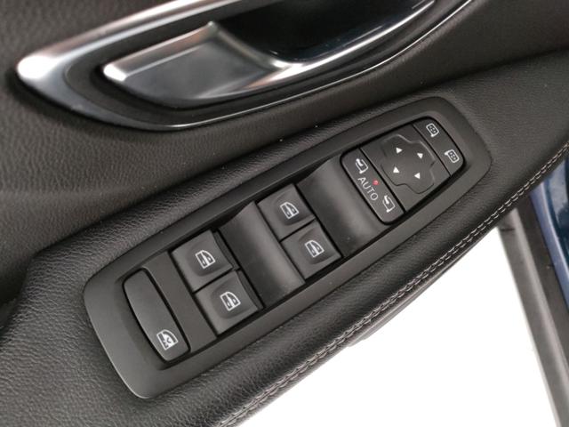 RENAULT Scenic usata, con Sistema di navigazione