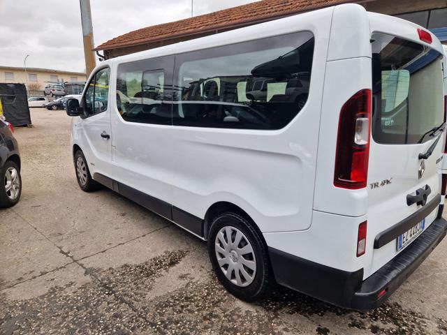 RENAULT Trafic usata, con Alzacristalli elettrici