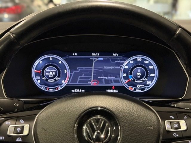 VOLKSWAGEN Passat usata, con Sedili riscaldati