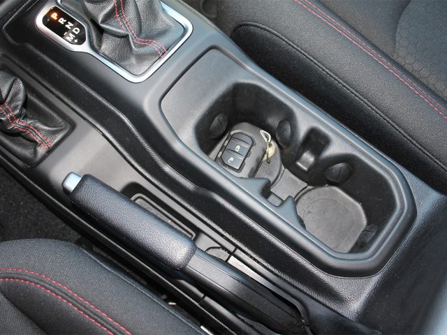JEEP Wrangler usata, con Autoradio digitale