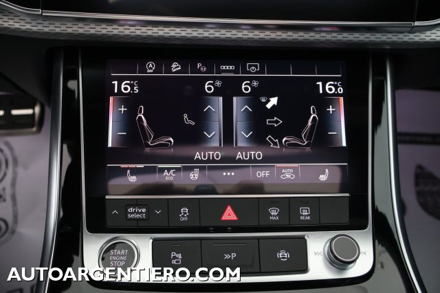 AUDI Q8 usata, con Regolazione elettrica sedili
