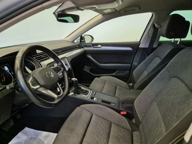 VOLKSWAGEN Passat Variant usata, con Cerchi in lega