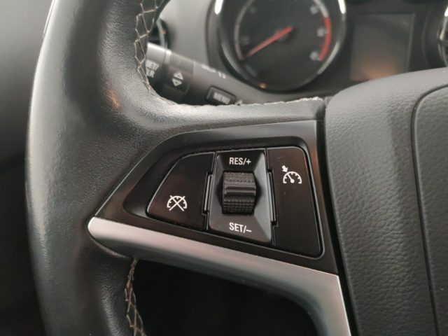 OPEL Meriva usata, con Sedile posteriore sdoppiato