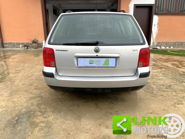 VOLKSWAGEN Passat usata, con Chiusura centralizzata