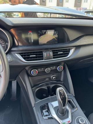 ALFA ROMEO Stelvio usata, con Vetri oscurati