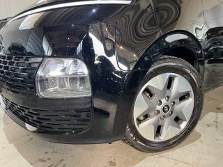 HYUNDAI Staria usata, con Autoradio