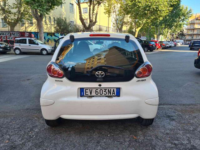 TOYOTA Aygo usata, con Autoradio