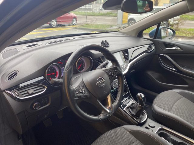 OPEL Astra usata, con Controllo trazione