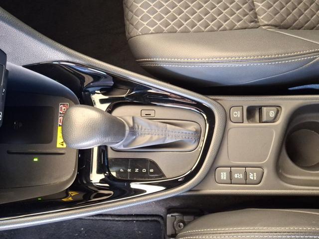 TOYOTA Yaris usata, con Specchietti laterali elettrici