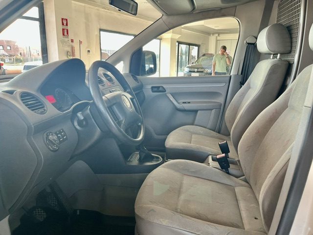 VOLKSWAGEN Caddy usata 8