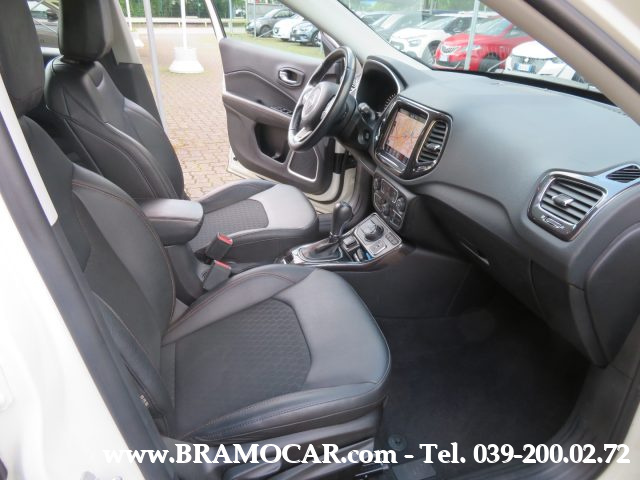 JEEP Compass usata, con Autoradio digitale