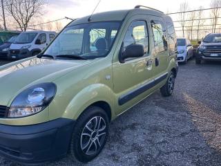 RENAULT Kangoo usata, con Chiusura centralizzata
