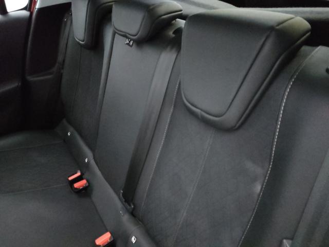 OPEL Corsa usata, con Volante in pelle
