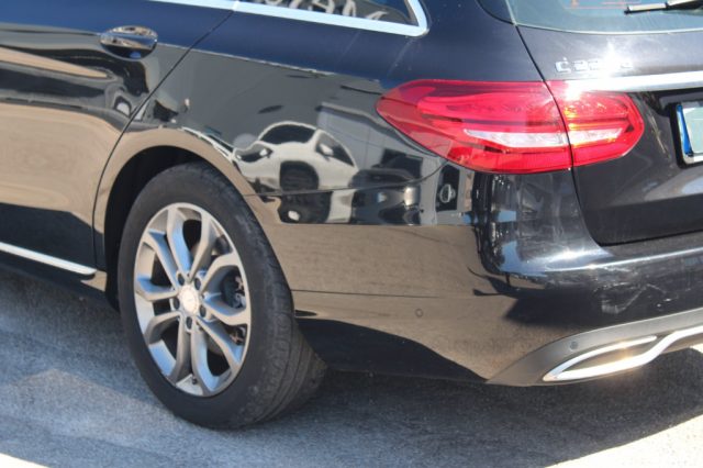 MERCEDES-BENZ C 220 usata, con Autoradio