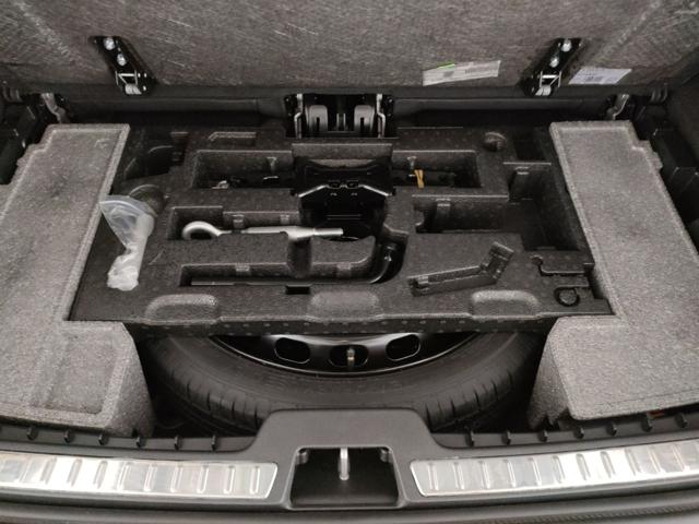 VOLVO XC90 usata, con Sensori di parcheggio anteriori