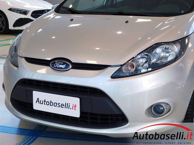 FORD Fiesta usata 32