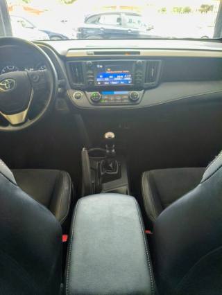 TOYOTA RAV 4 usata, con Controllo trazione