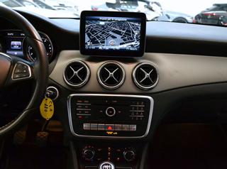 MERCEDES-BENZ CLA 180 usata, con Autoradio