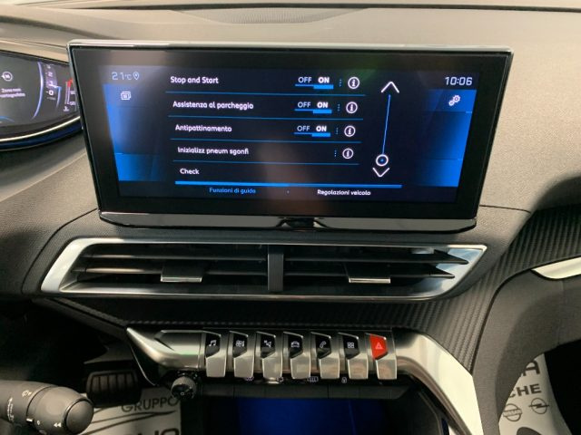 PEUGEOT 5008 usata, con Park Distance Control