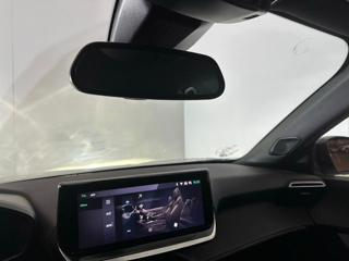 PEUGEOT 2008 usata, con Cruise Control