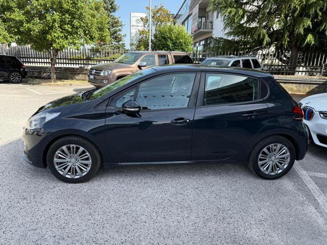 PEUGEOT 208 usata, con Airbag