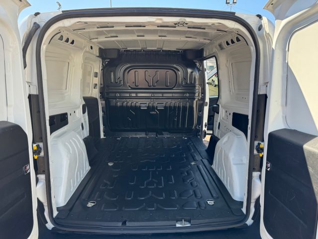 FIAT Doblo usata, con Volante multifunzione