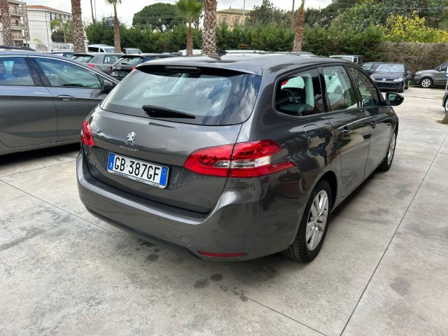PEUGEOT 308 usata, con Alzacristalli elettrici