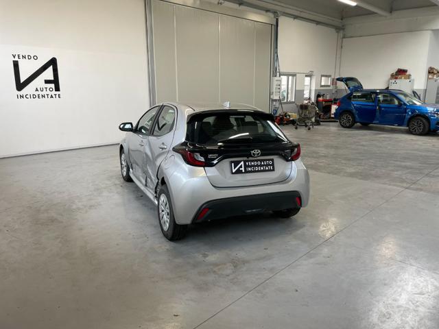 TOYOTA Yaris usata, con Boardcomputer