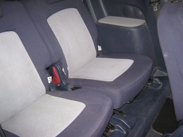 PEUGEOT 1007 usata, con Chiusura centralizzata