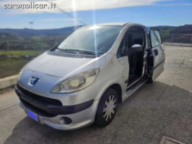 PEUGEOT 1007 usata, con Climatizzatore