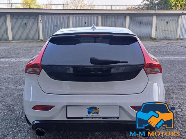 VOLVO V40 usata, con Chiusura centralizzata