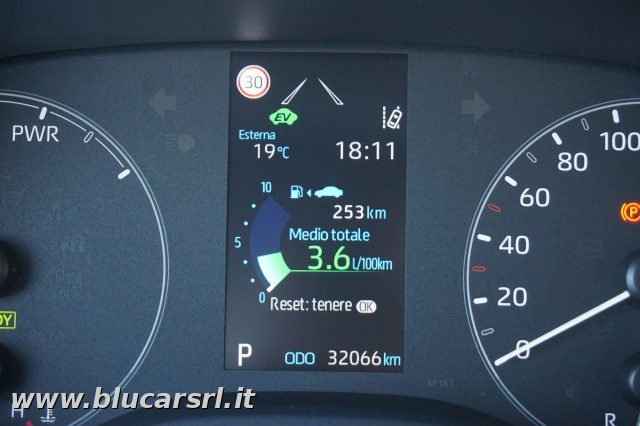 TOYOTA Yaris usata, con Sensore di luce